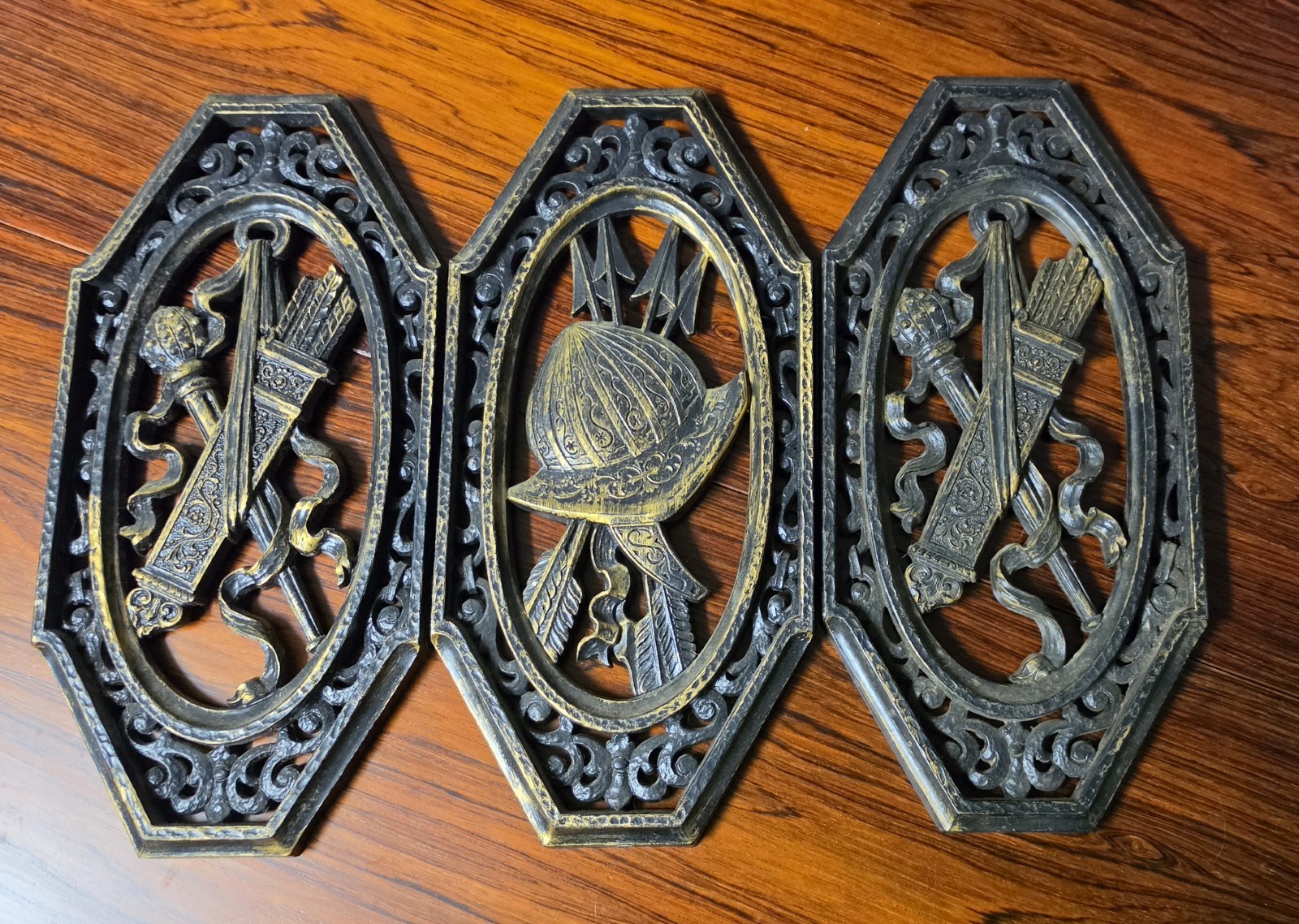 VTG 1968 Syroco Medieval Conquistador Wall Plaques Set of 3 MCM #7301 & 7302