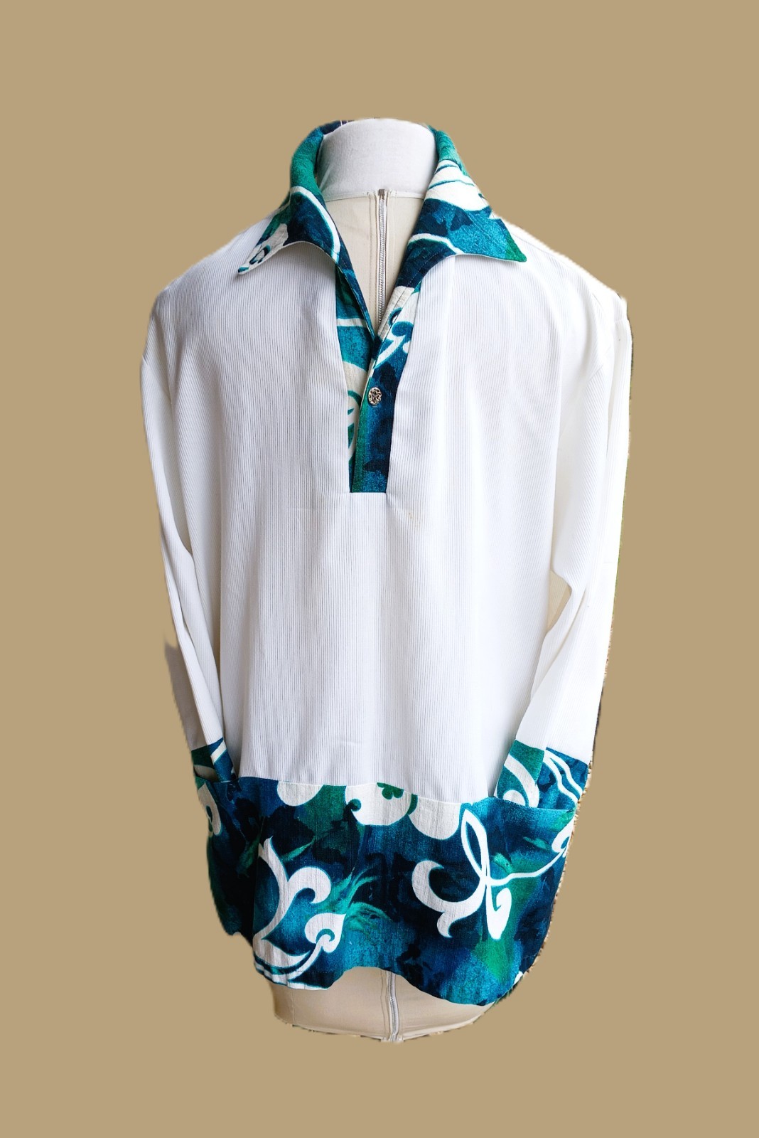 1960's AUTHENTIC Liberty House Iolani Men's Hawaiian Pique/Barkcloth Aloha Shirt 1960's AUTHENTIC Liberty House Iolani Men's Hawaiian Pique/Barkcloth Aloha Shirt