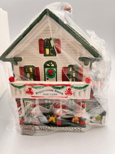 Department 56 The Original Snow Village Peppermint Porch Day Care No. 54852 NIB