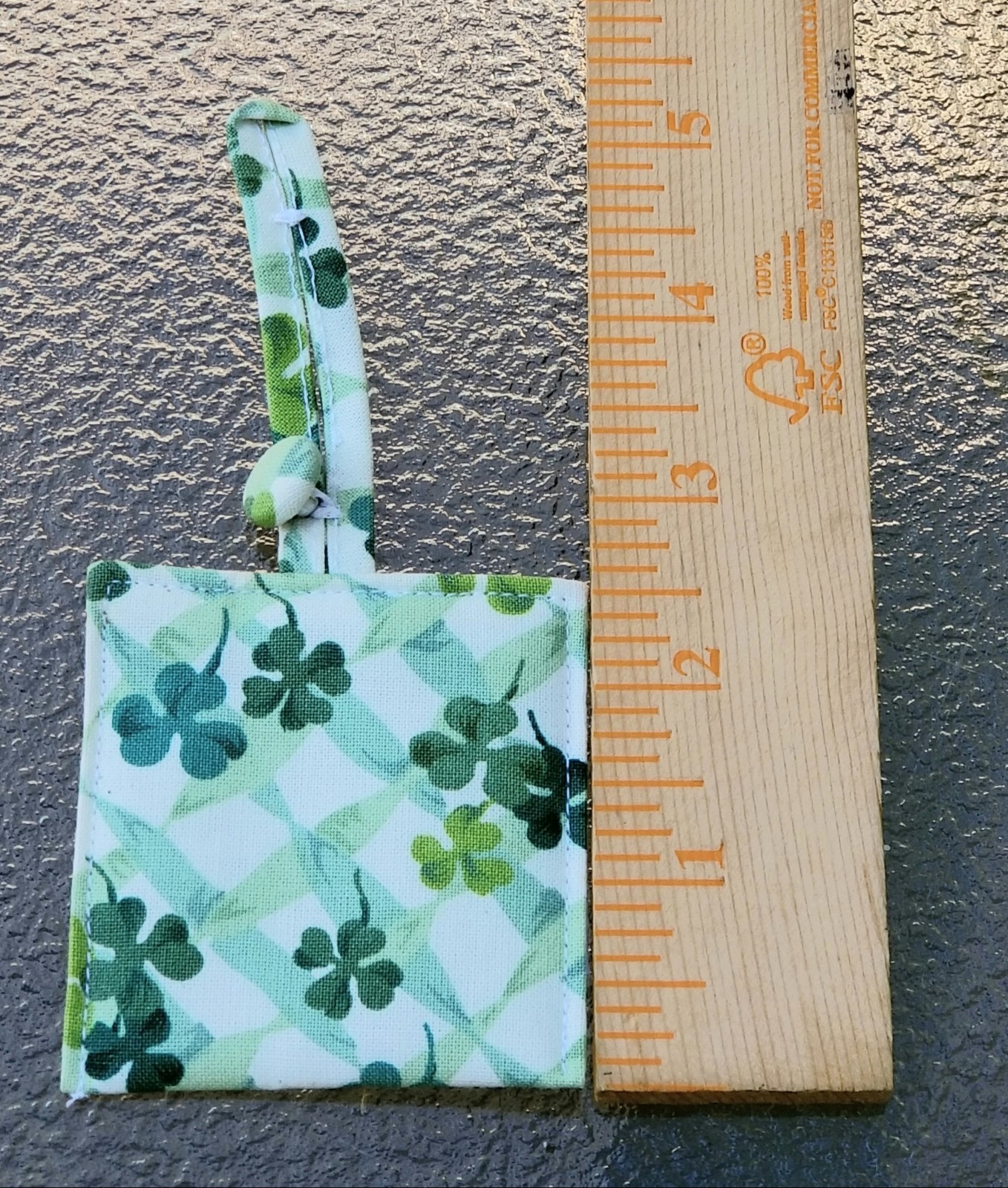 Vtg Longaberger Basket Accessory Handle Gripper Shamrock Lots of Luck *Read