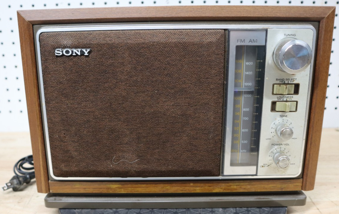 Used Vintage Sony Model ICF-9740W Solid State AM/FM Stereo Radio *Parts Repair