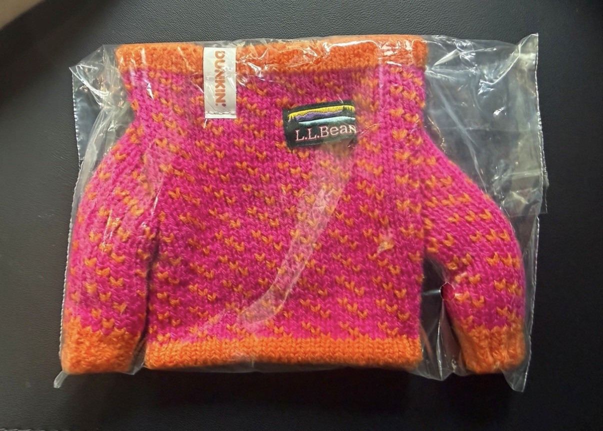Rare Dunkin’ L.L. BEAN Cup Sweater Sleeve Limited Edition 2026 New IN HAND 