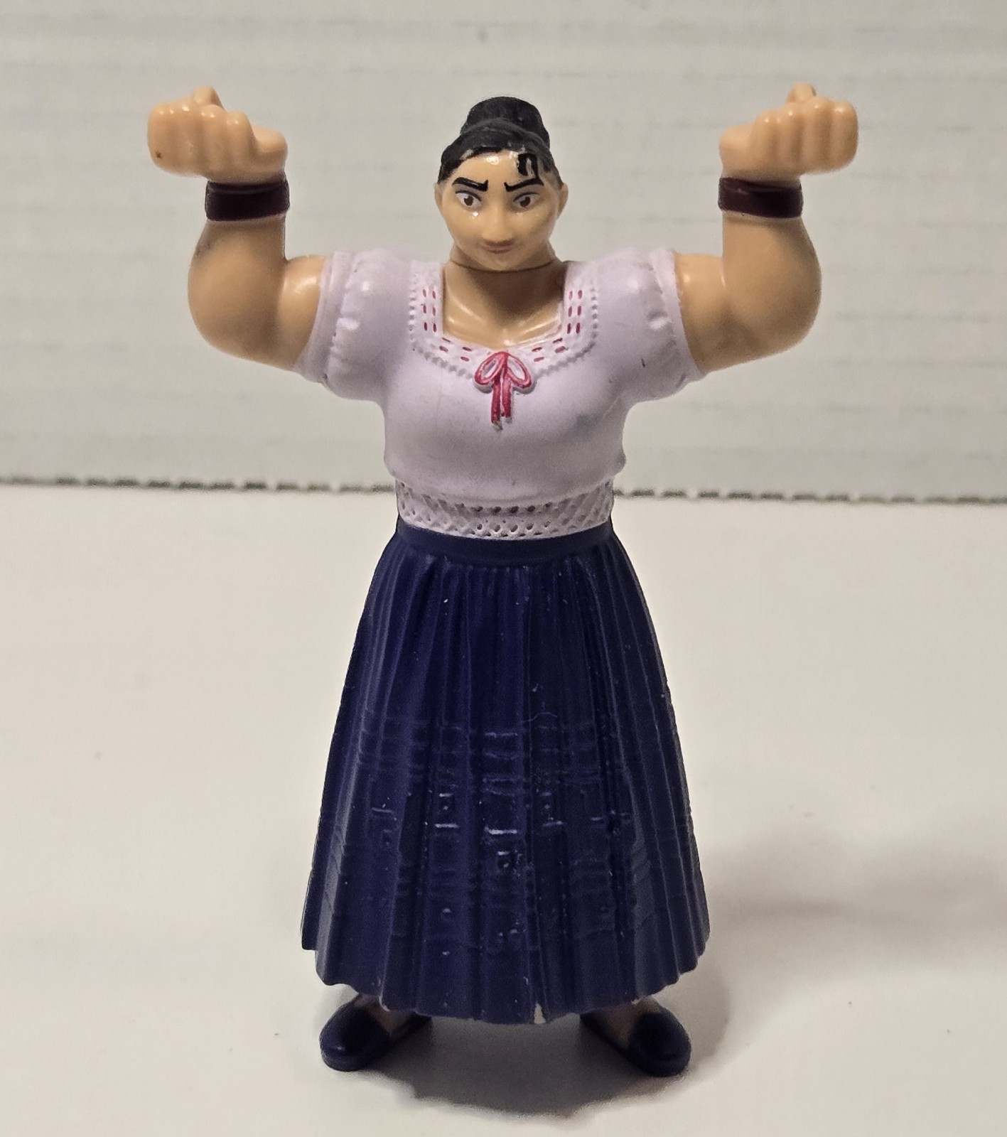 2021 DISNEY Luisa Madrigal From Disney\'s ENCANTO MCDONALD\'S Toy FIGURINE 2021 DISNEY Luisa Madrigal From Disney\'s ENCANTO MCDONALD\'S Toy FIGURINE