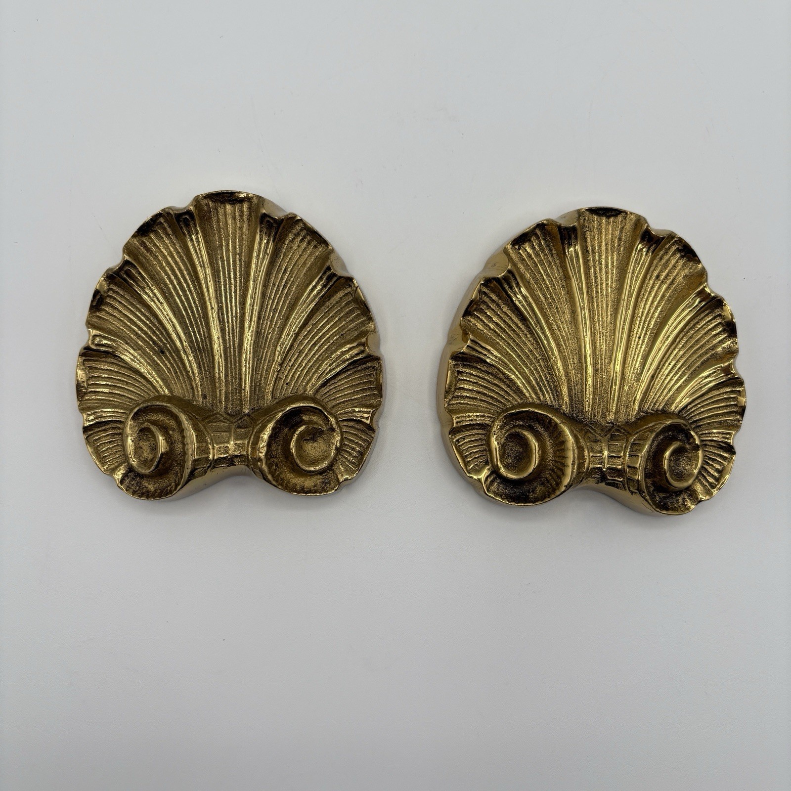 Vintage Pair of Brass Nautical Shells Wall Plaque Mini Door Topper Medallion 3 Vintage Pair of Brass Nautical Shells Wall Plaque Mini Door Topper Medallion 3