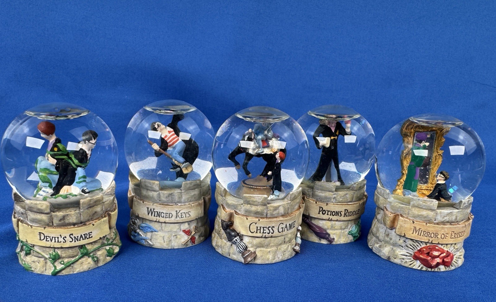 Harry Potter Challenges 2-6 Mini Snow Globe Lot of 5 Hallmark Vtg 2000 Harry Potter Challenges 2-6 Mini Snow Globe Lot of 5 Hallmark Vtg 2000