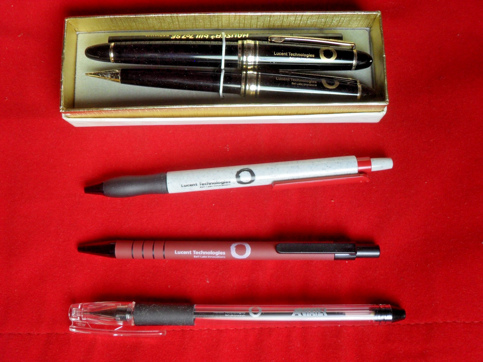 Lucent Technologies Pens -4 Different From Early 2000\'s But NEW Salesman Samples