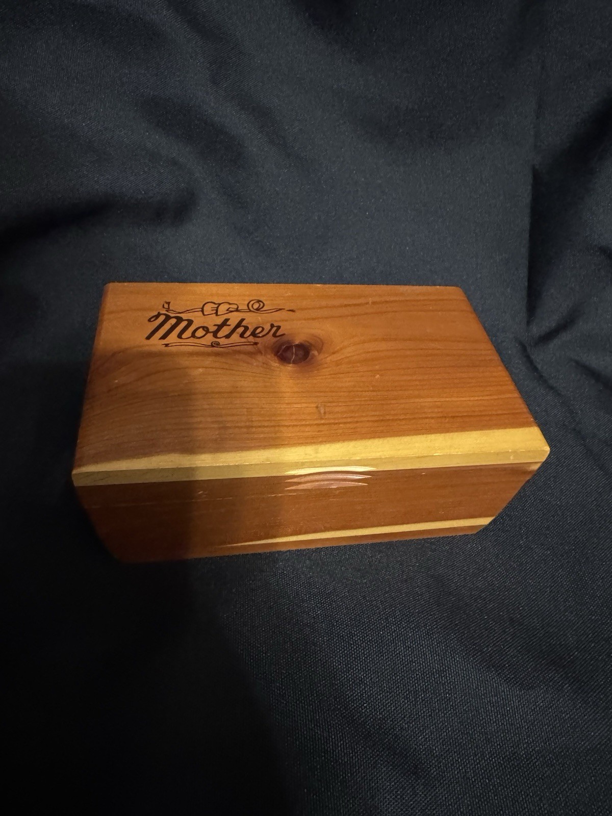 Vintage small dresser box MOTHER SOUVENIR WOOD jewelry BOX made in USA
