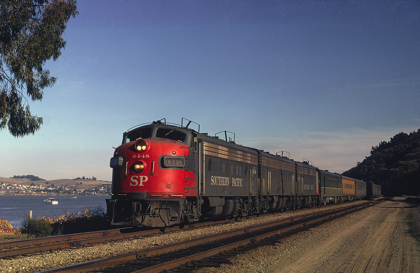 Ex-SP EMD FP7 No. 6448 w Amtrak California Zephyr Jul 1971 11 x 14 Photo