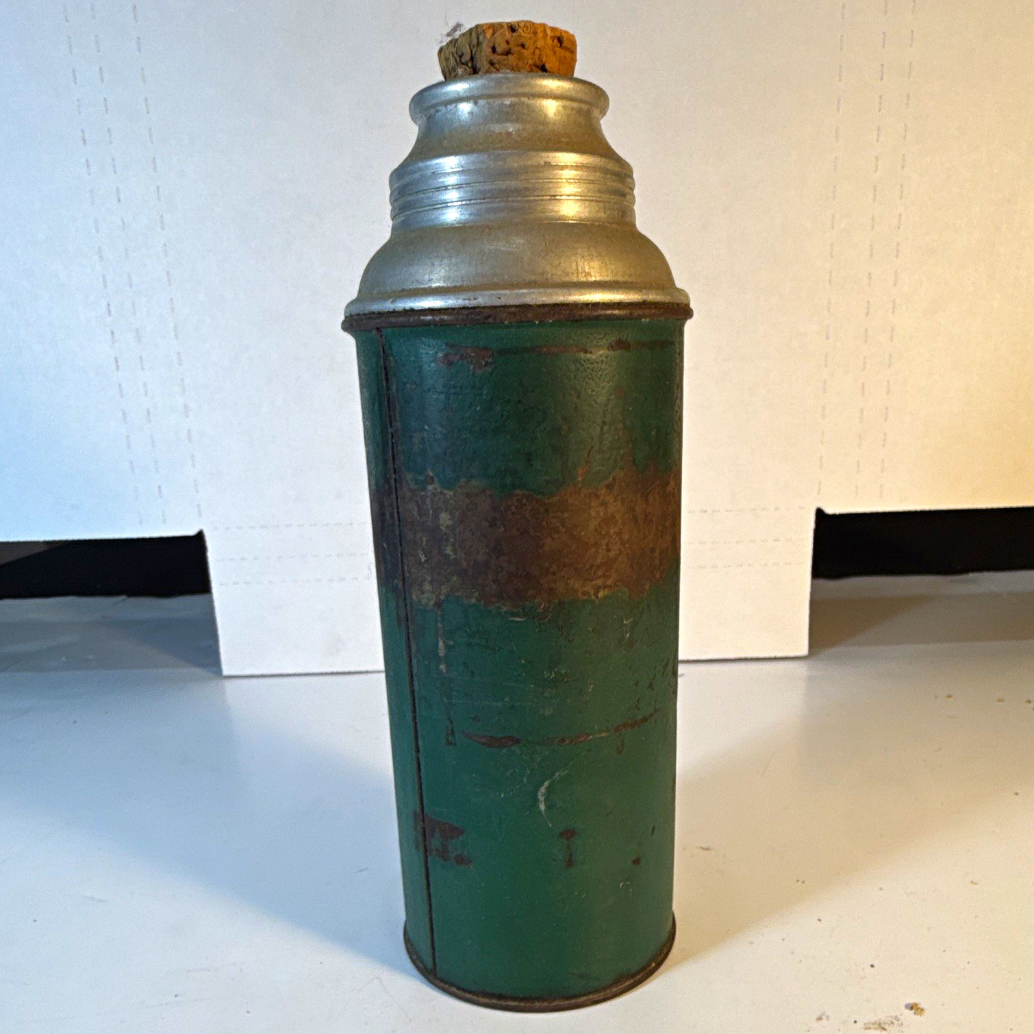 Vintage Icy-Hot Bottle Co Cincinnati Vacuum Thermos Bottle Cork Green Antique