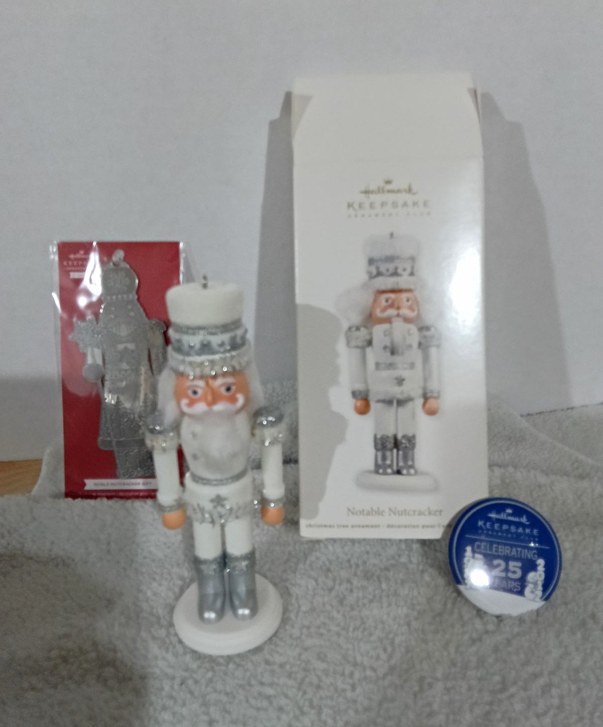 2012 Hallmark Keepsake Ornament Club KOC Exclusive Notable Nutcracker W/Extras 2012 Hallmark Keepsake Ornament Club KOC Exclusive Notable Nutcracker W/Extras