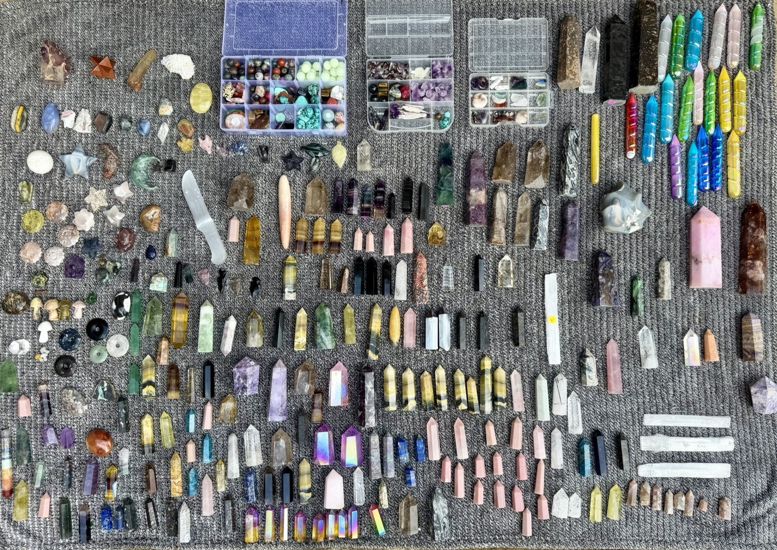 Huge 350+ Crystal & Polished Rock Lot Reseller Dream Lot Towers Figures & Smalls
