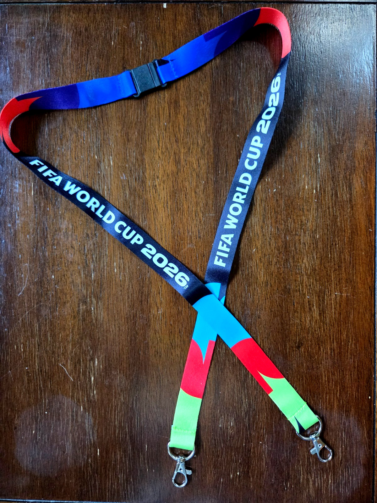 FIFA WORLD CUP 2026 OFFICIAL LANYARD KEYCHAIN - NEW - LIMITED EDITION