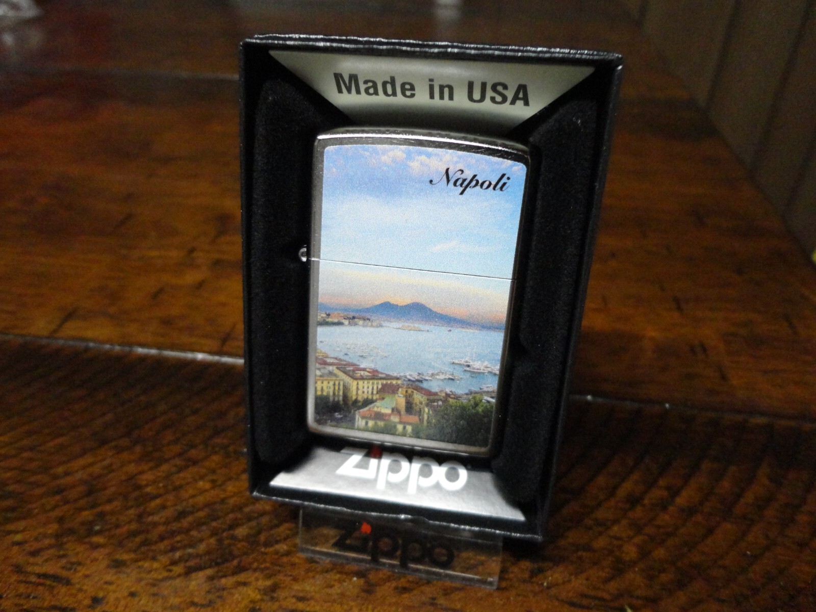 NAPOLI ITALY ZIPPO LIGHTER MINT IN BOX NAPOLI ITALY ZIPPO LIGHTER MINT IN BOX