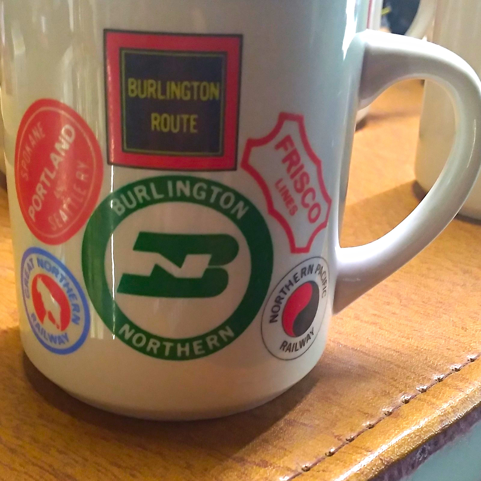 Railroad Logo Coffee Mugs Lot of 5 Burlington Northern Amtrak GM&O Soo Line