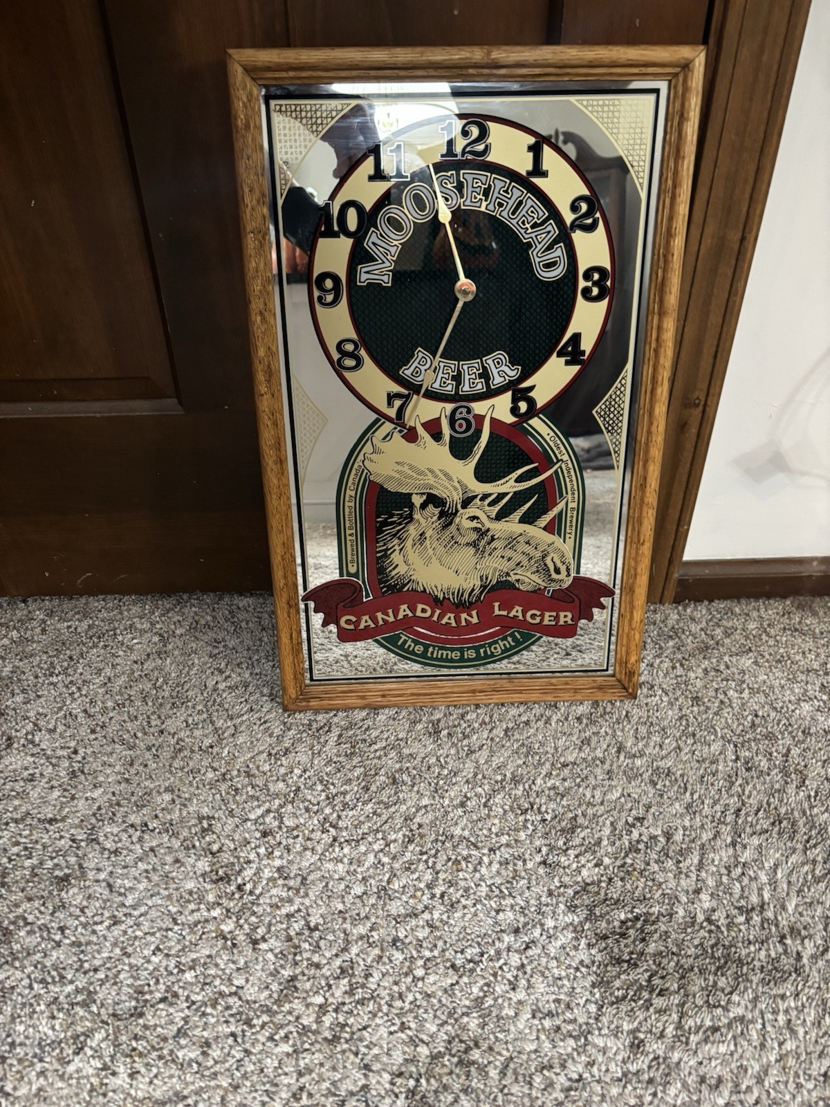 Vintage Moosehead Beer Mirror Clock Sign Wood Frame w/Glass  Works 21 X 13