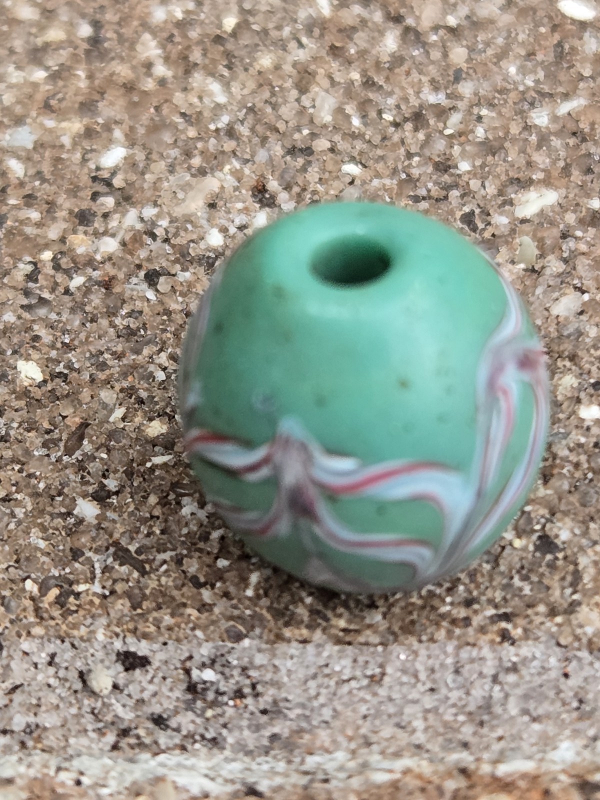 Rare PERUVIAN Fancy TRAILING Antique Venetian Glass Trade Bead 