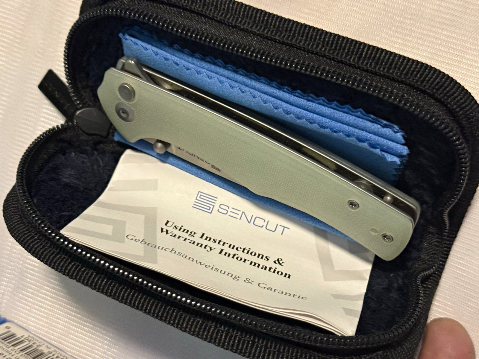 SENCUT Crowley S21012-1 D2 Stonewashed Blade Natural G10 Folding Knife Box