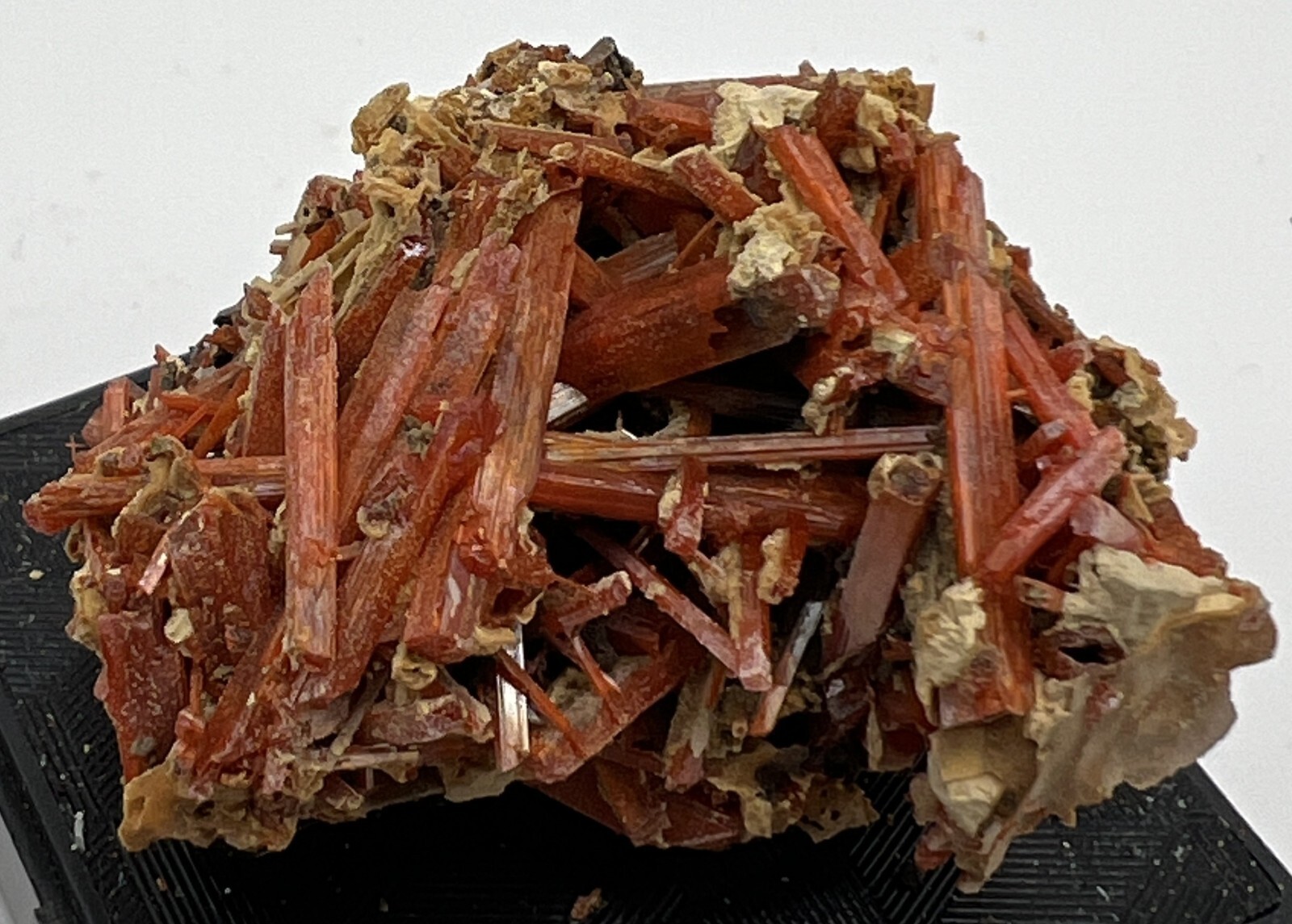 Crocoite Cluster, Dundas, Tasmania