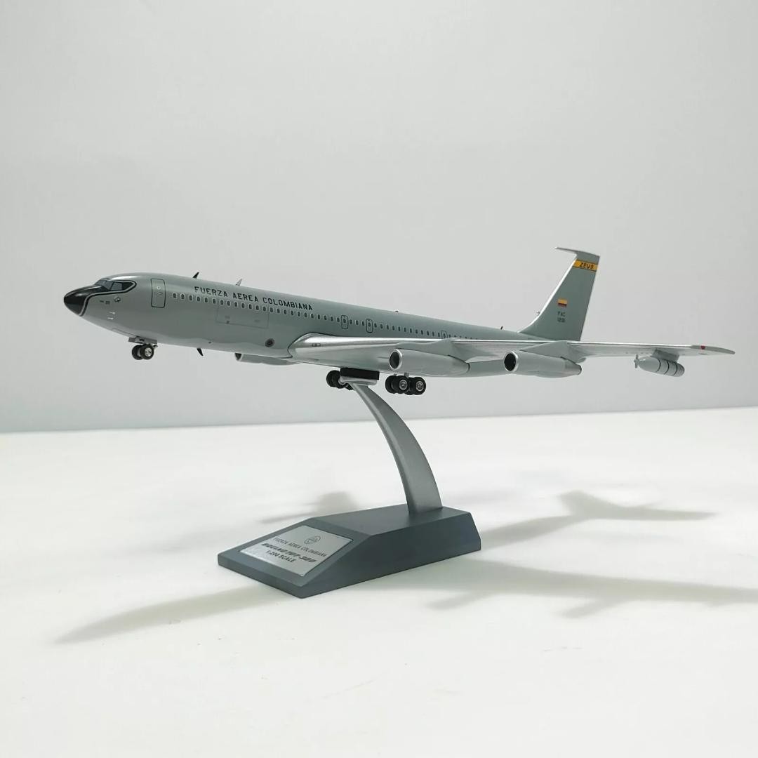 INFLIGHT200 FUERZA AEREA 707-300