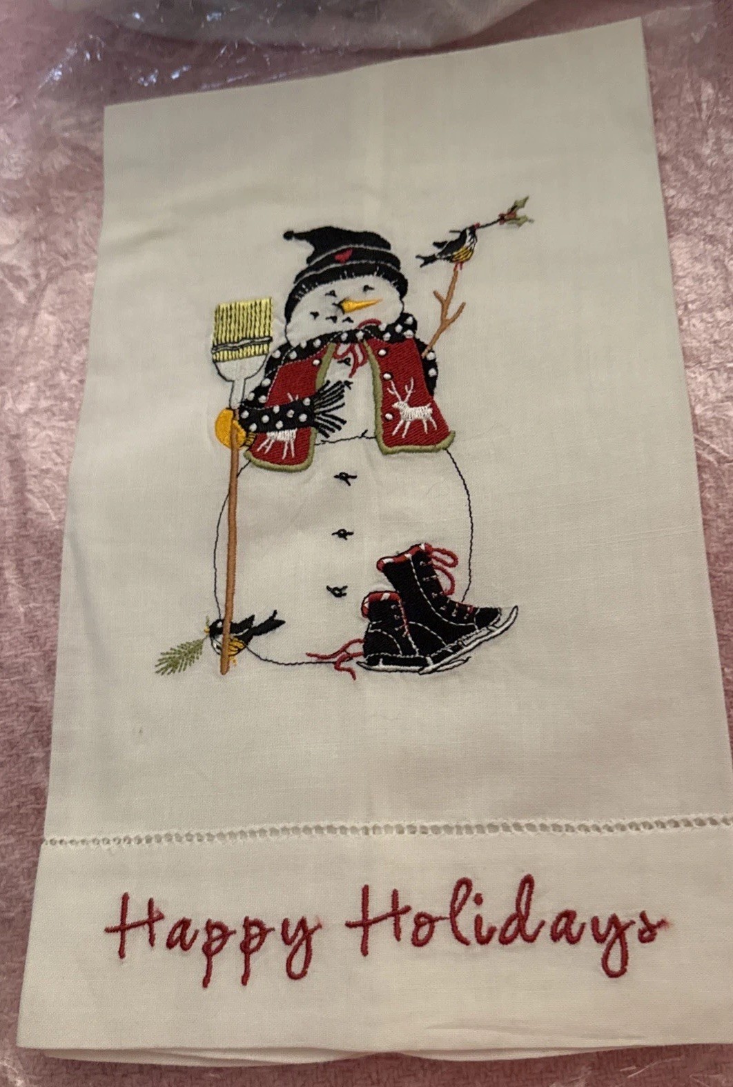 Happy Holidays Embroidered Guest Towel w/Snowman and Birds NWT Happy Holidays Embroidered Guest Towel w/Snowman and Birds NWT