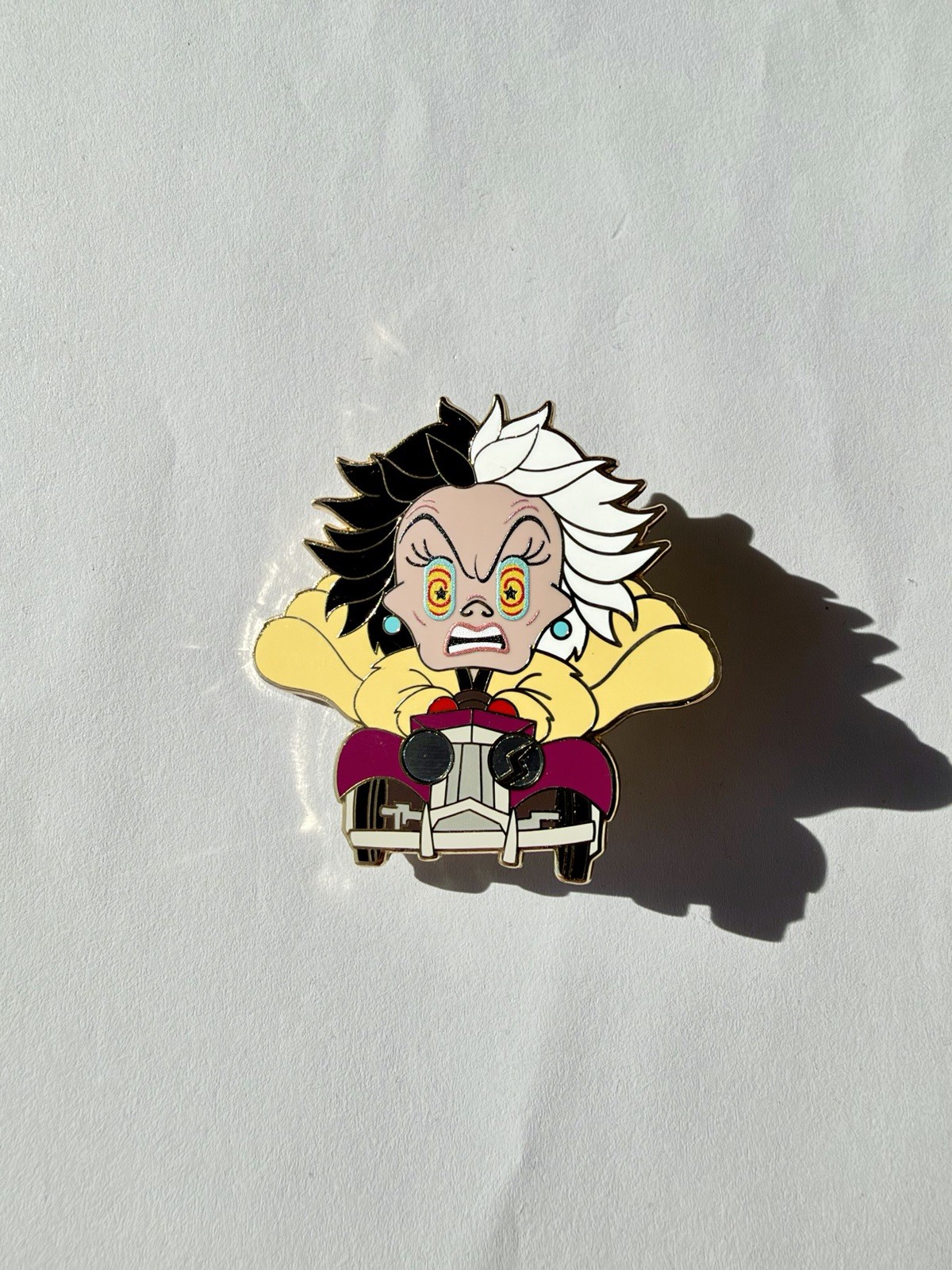 WDI MOG aDorbs Mystery 101 Dalmatians Cruella LE 200 Super Chaser Disney Pin