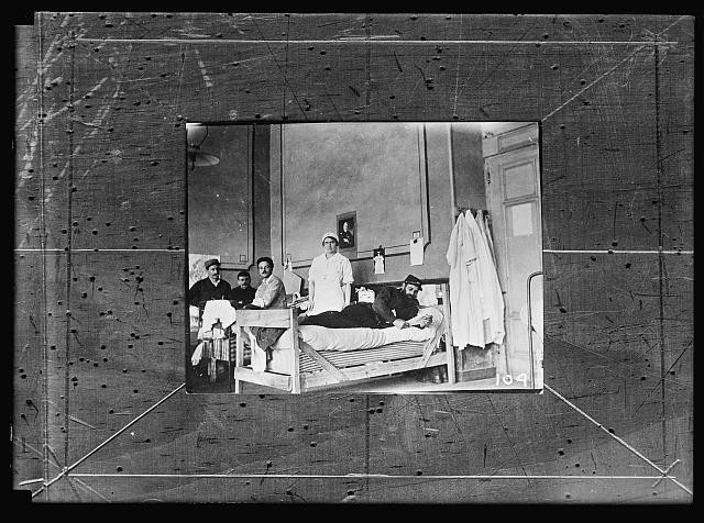 Photo:French Soldiers Nurse Hospital Ward WWI 1915s Wounded Soldiers