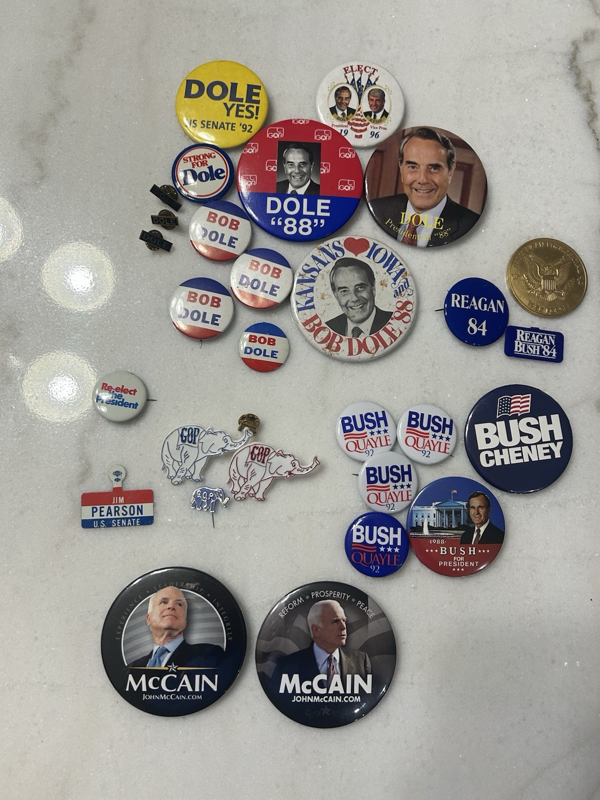 Huge Lot Of Presidential Campaign Buttons Republican Dole Bush Reagan McCain
