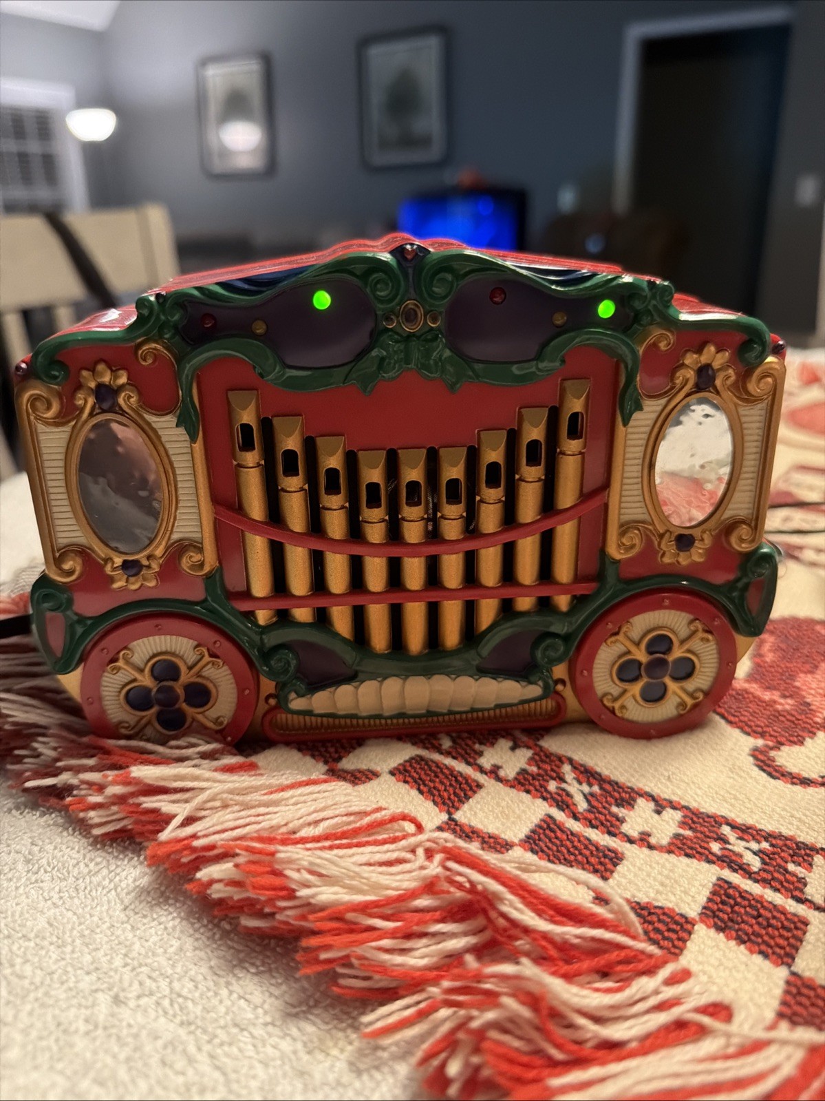 Vintage 1992 Mr. Christmas Holiday Carousel 100% Complete Set with Original Box Vintage 1992 Mr. Christmas Holiday Carousel 100% Complete Set with Original Box