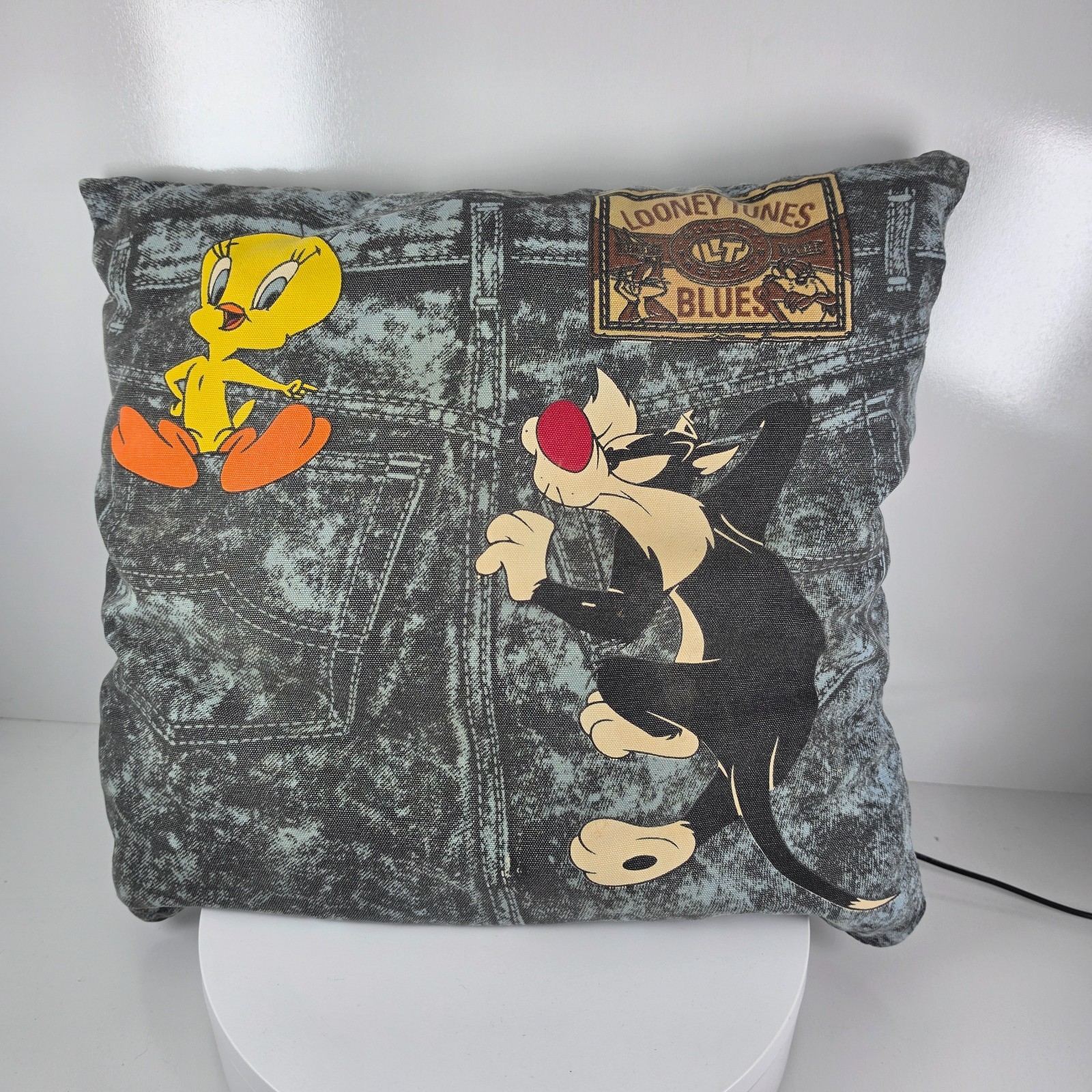 Vintage 1995 Looney Tunes Blues 16\