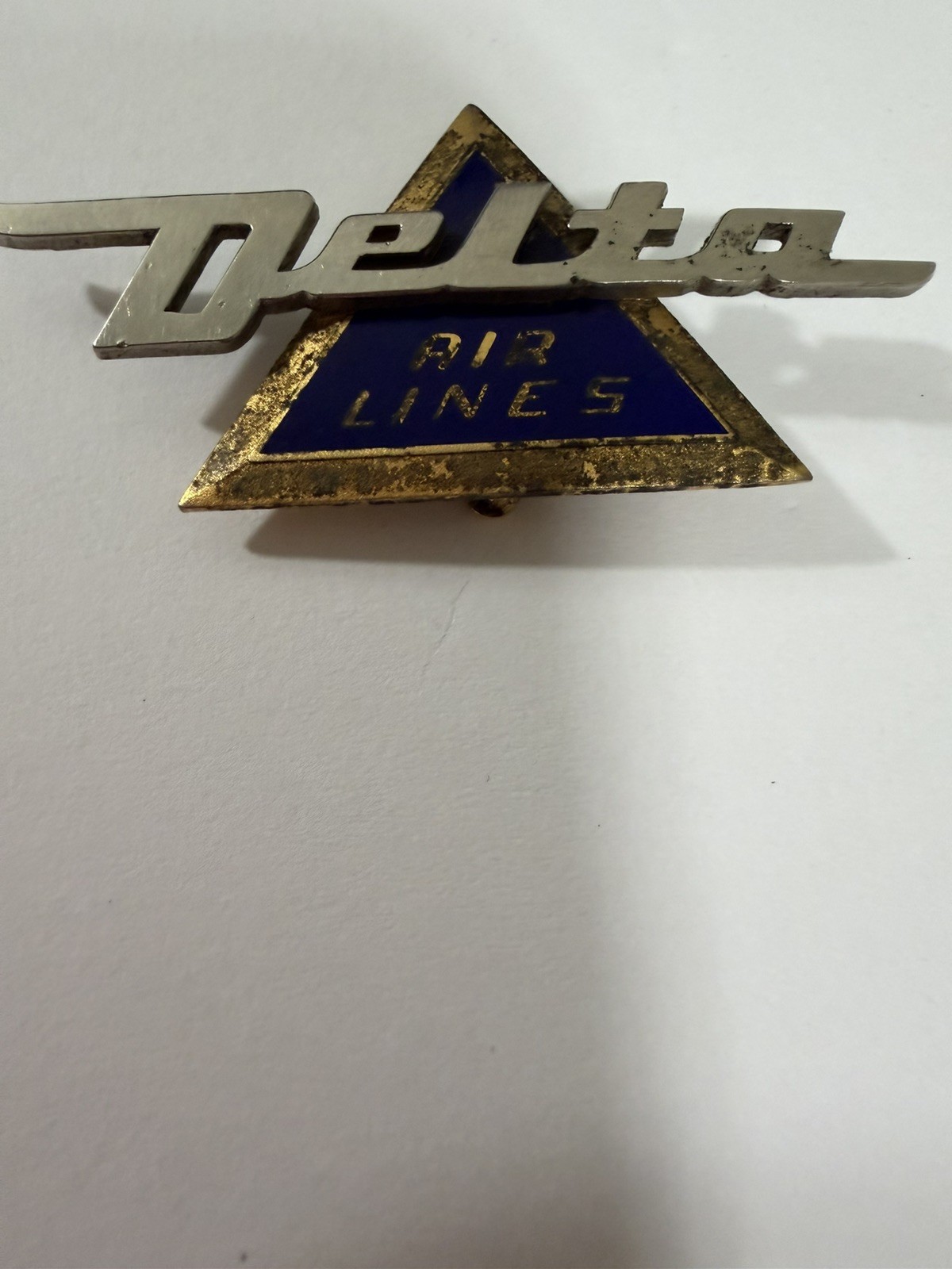 Vintage 1950s 1960s Delta AirLines Stewardess Flight Attendant Hat Badge Pinback