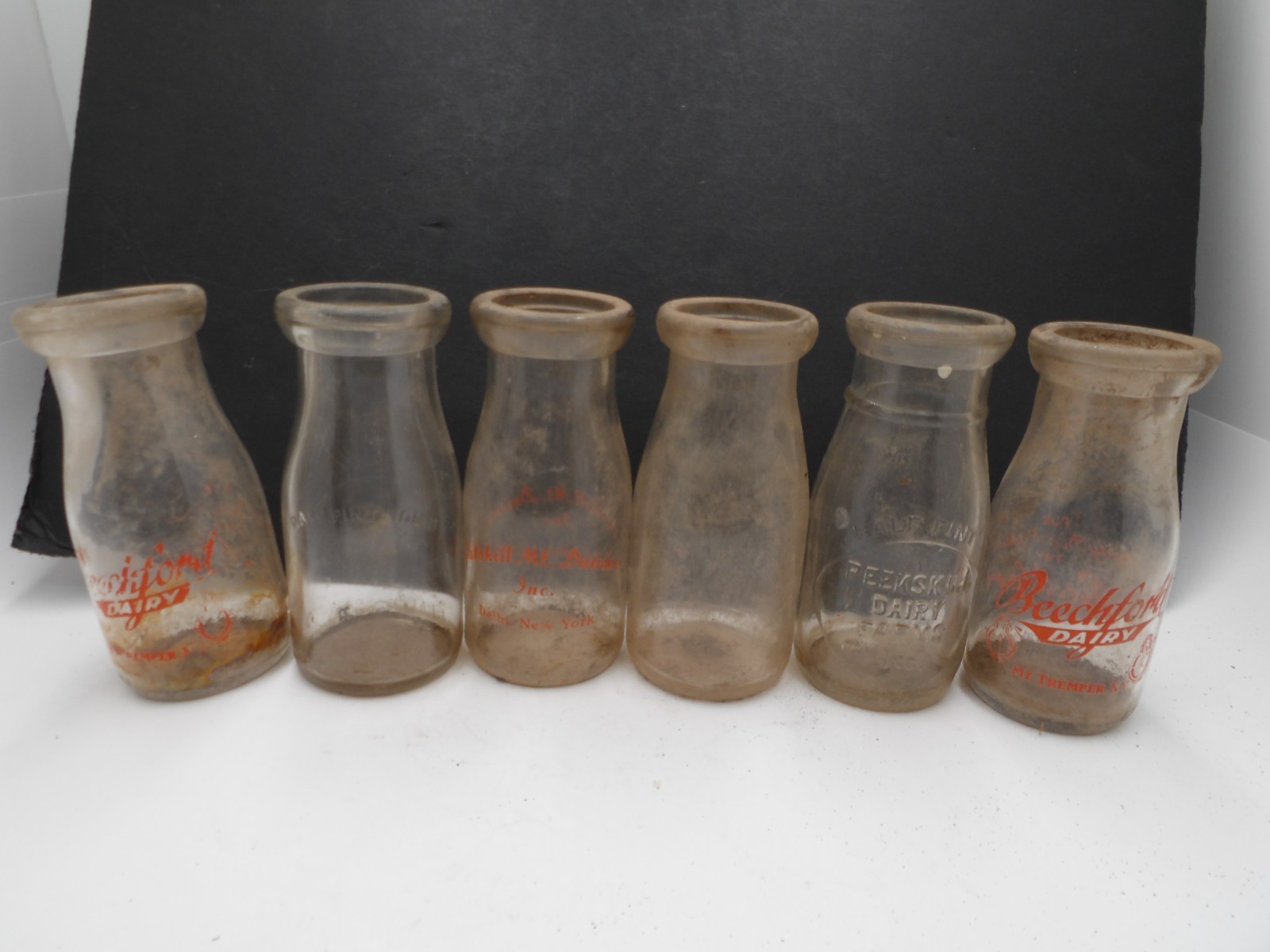 6 VTG Half Pint Glass Milk Bottles Beechford Peekskill Catskills NY