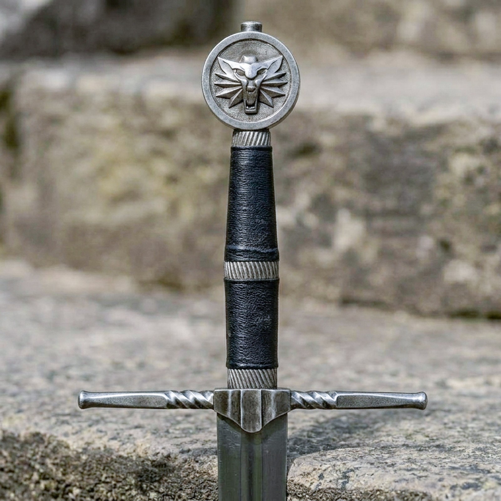 Handmade Witcher 3 Master Sword of Geralt of Rivia Feline Steel Silver sword