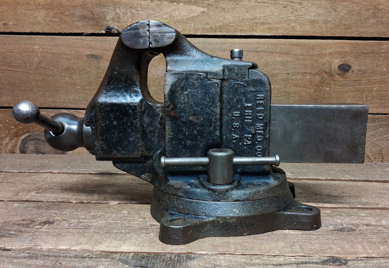 Vintage Reed No. 403-1/2 A Swivel Jaw Bench Vise USA Vintage Reed No. 403-1/2 A Swivel Jaw Bench Vise USA