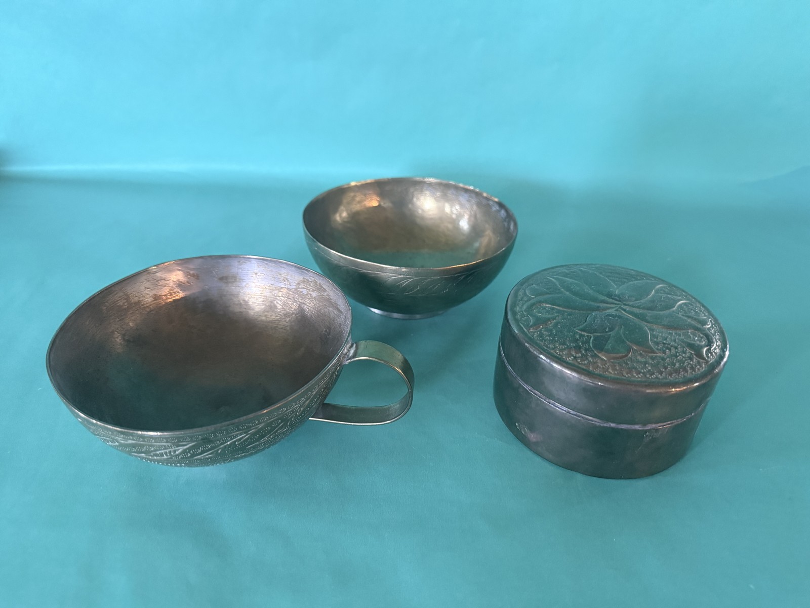 Vintage Hand Etched Brass Vanity Set Bowl Handled Cup Lidded Box Made in India