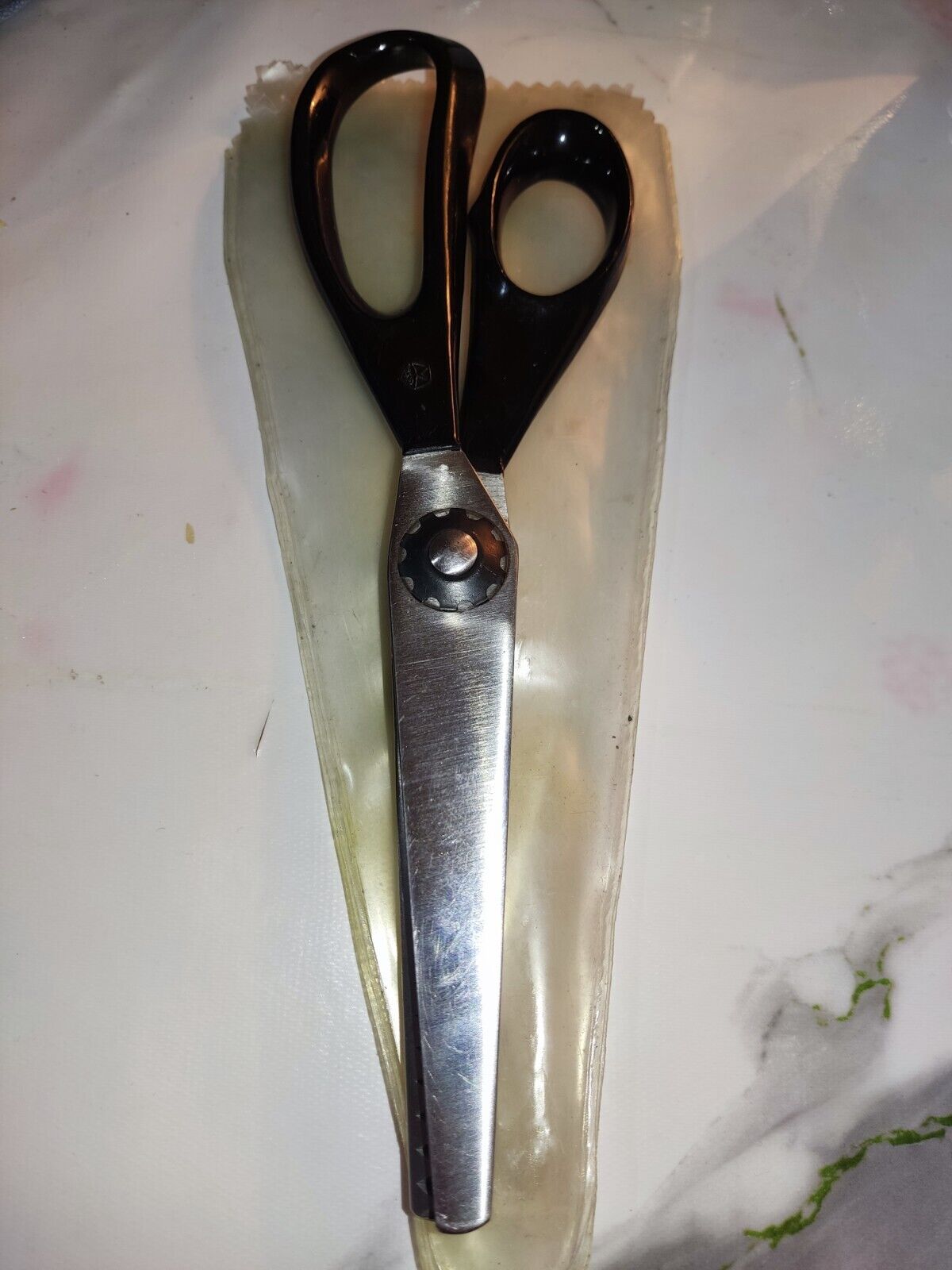 Tailor\'s scissors , curly , Soviet .