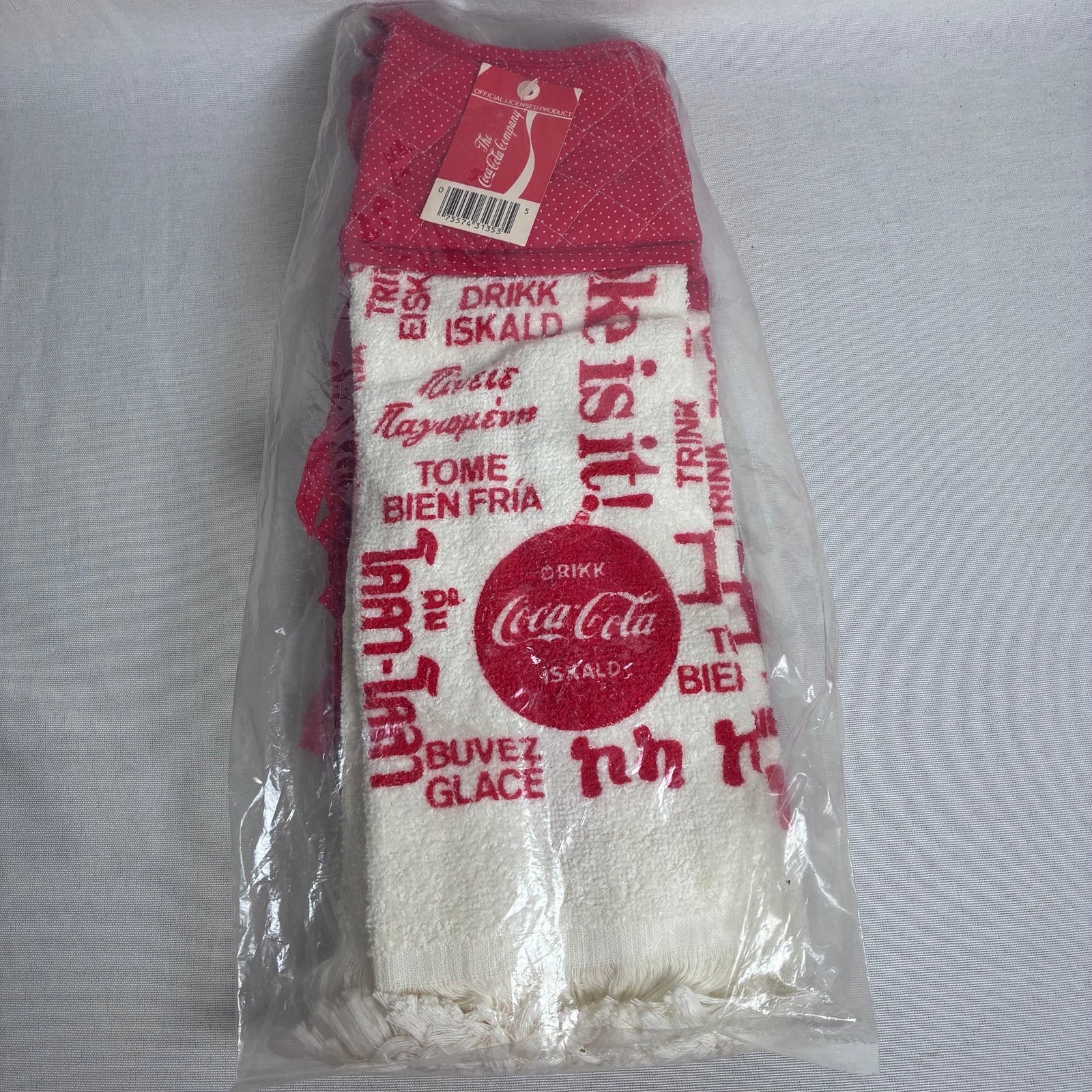 Vtg 1984 Coca-Cola Hanging Kitchen Towels Set of 4 Sealed NOS International Logo