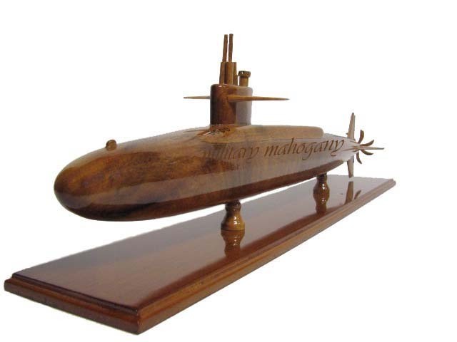 USS Lafayette Class SSBN-616 FBM Navy Nuclear Submarine Sub Wood Wooden Model USS Lafayette Class SSBN-616 FBM Navy Nuclear Submarine Sub Wood Wooden Model