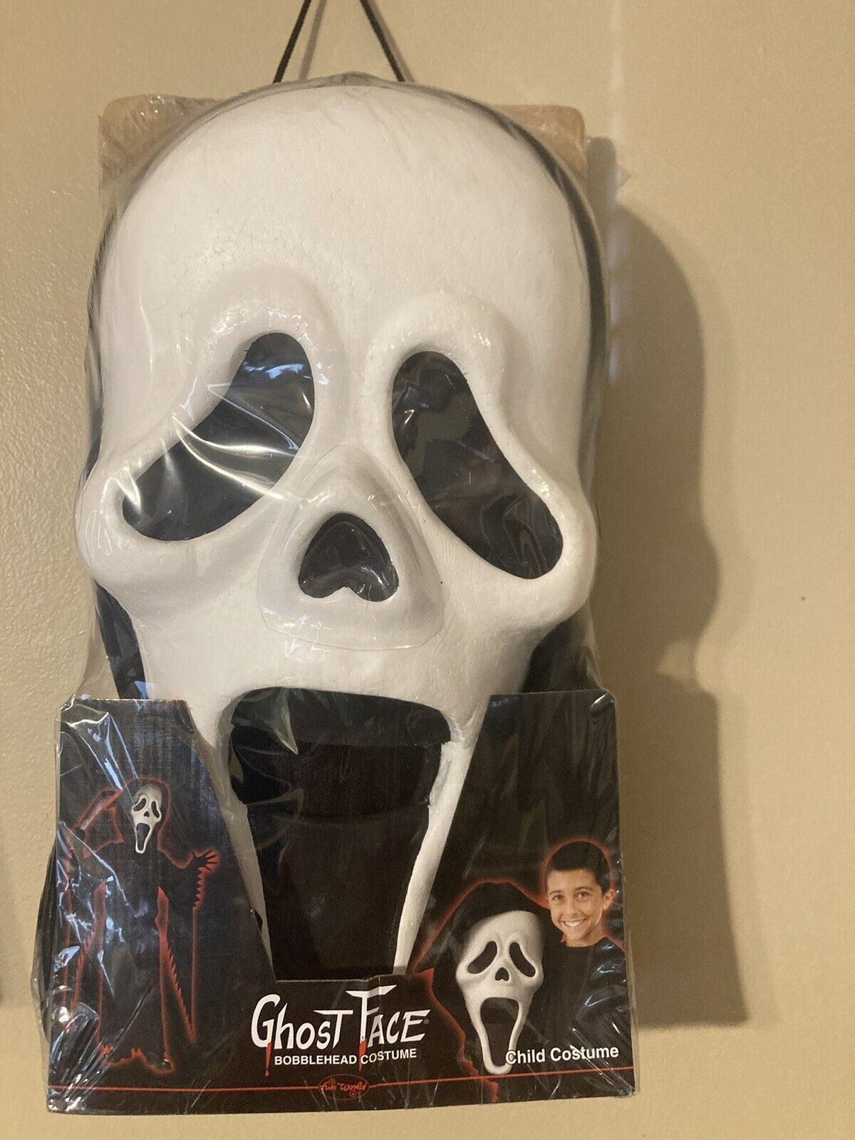 Scream Ghostface Bobble head Costume Mask HUGE Mask MINT And SEALED Vintage