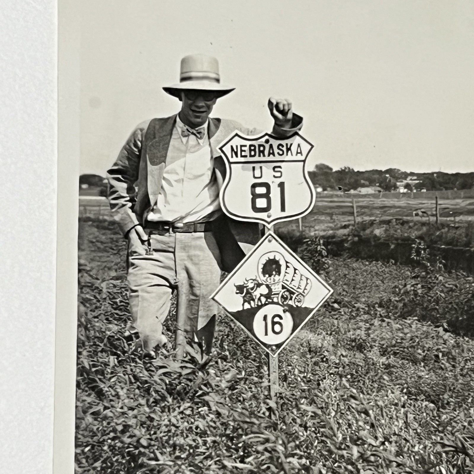 Vintage Snapshot Photograph Man Nebraska NE State Line Sign Roadside America 81