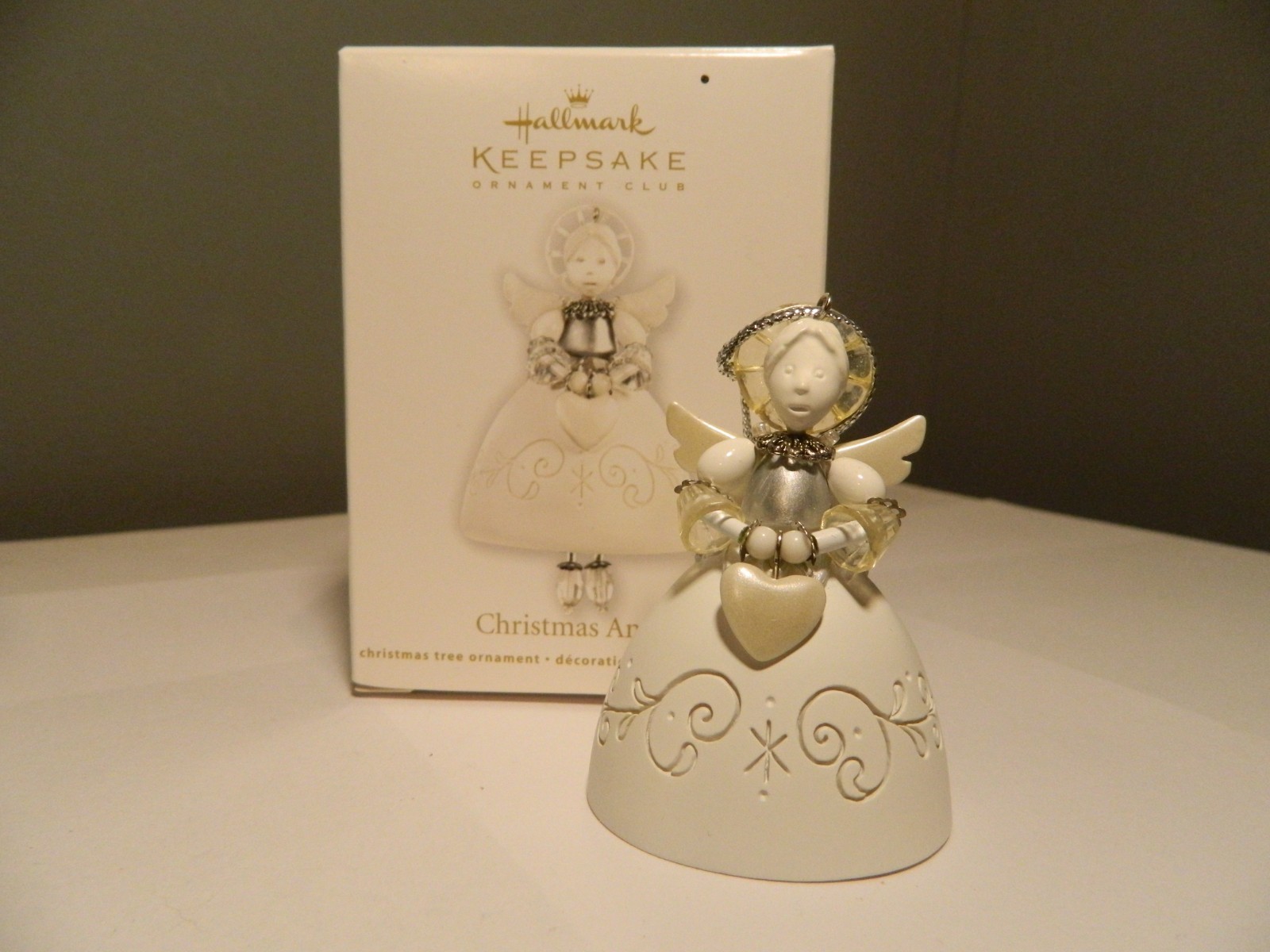 2012 HALLMARK KEEPSAKE CHRISTMAS ORNAMENT CLUB CHRISTMAS ANGEL