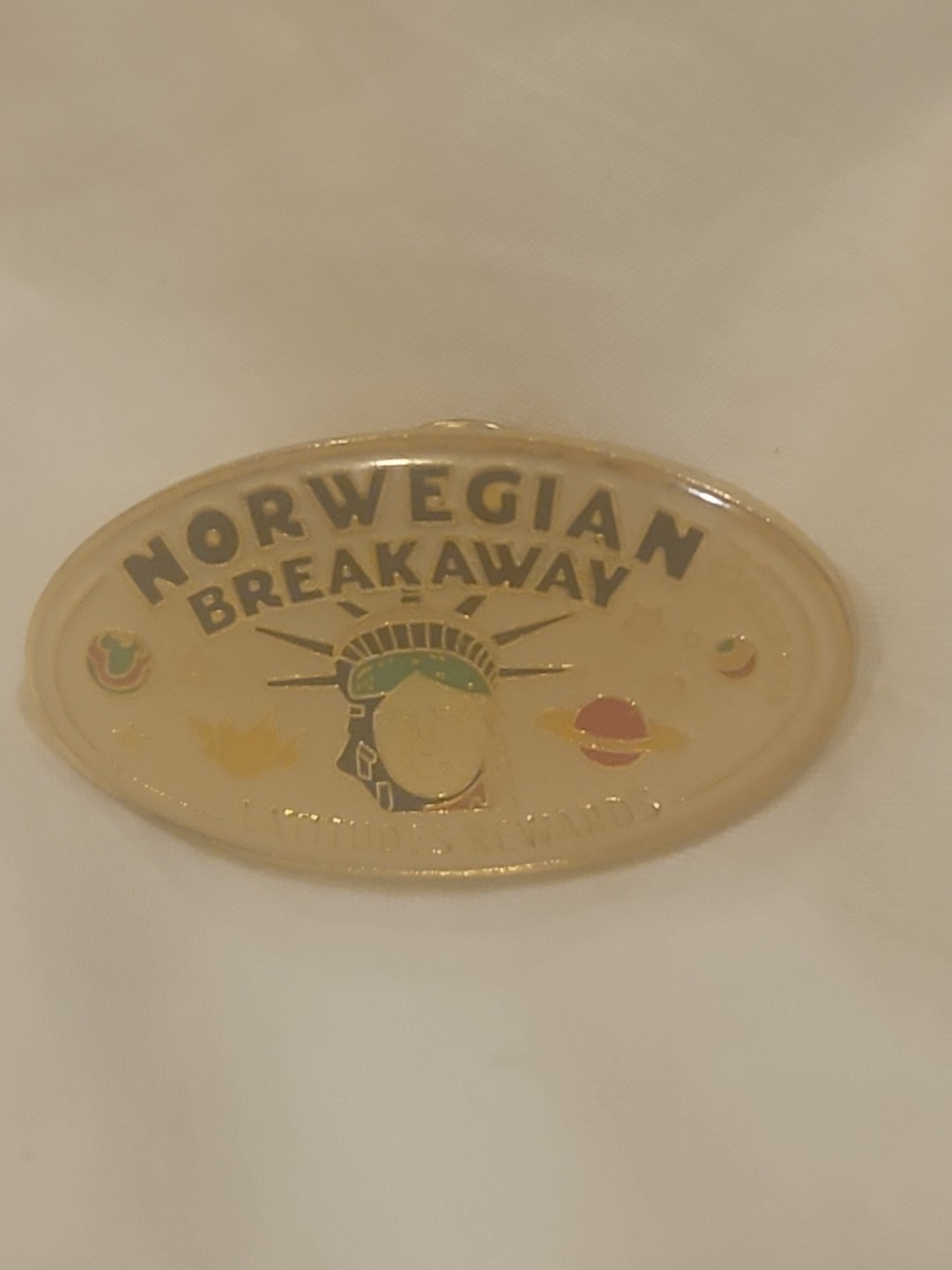norwegian Breakaway cruise line ship latitudes rewards pin lapel boat pin
