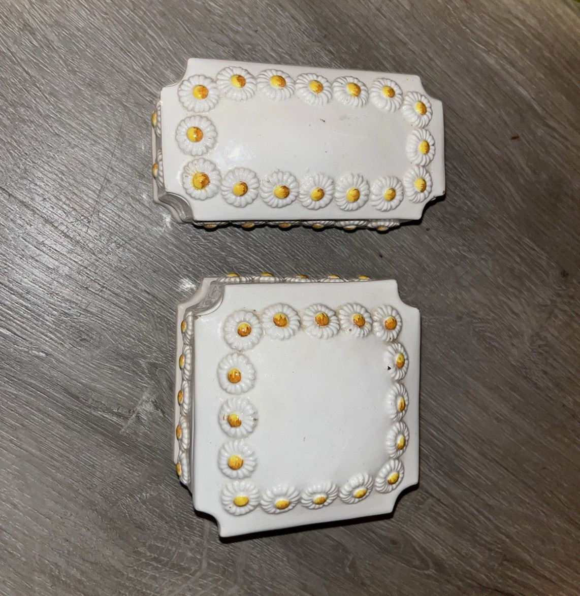 2 Vintage White Ceramic Lidded Trinket Boxes, Daisy Flower Lid, Floral Border 2 Vintage White Ceramic Lidded Trinket Boxes, Daisy Flower Lid, Floral Border