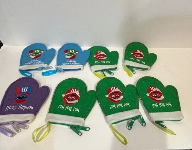 VTG M&M Christmas Mittens Ornaments Galerie Zippered Collectible RARE set of 8