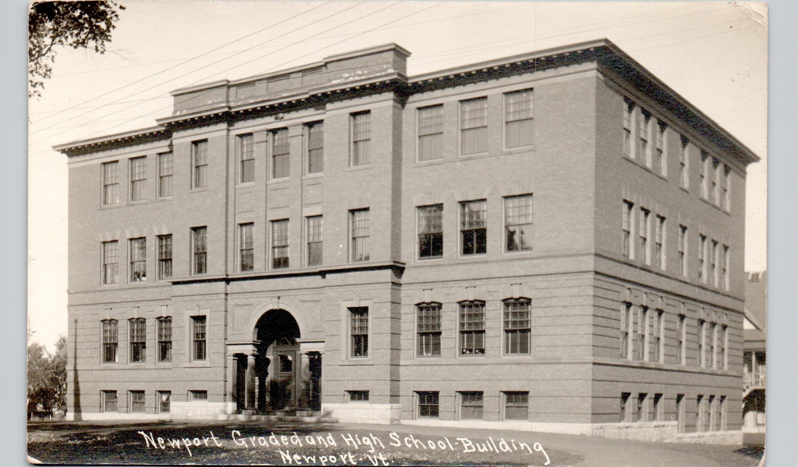 GRADED & HIGH SCHOOL BLDG newport vt c1910 postcard vermont real photo rppc