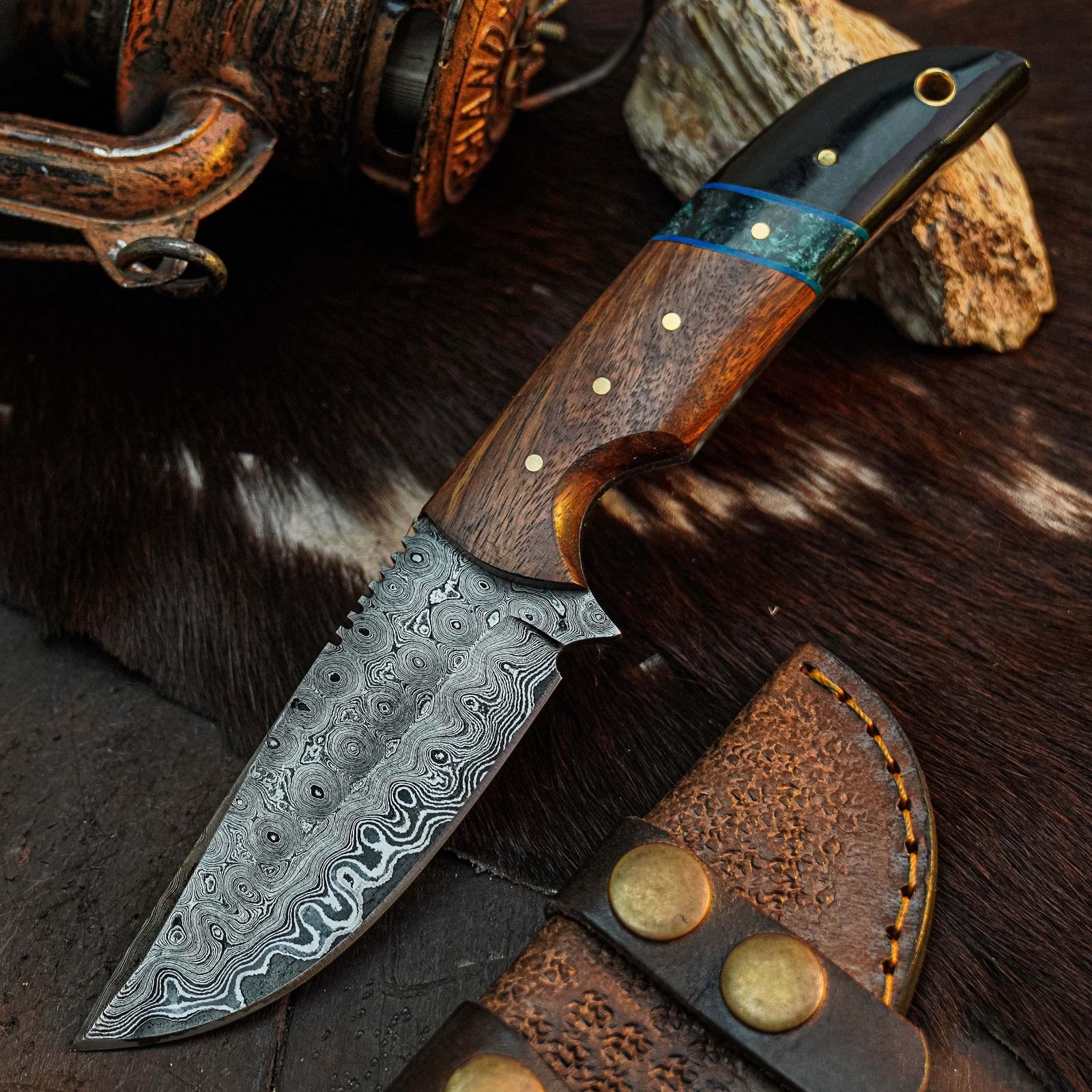 8.2 Inch Drop Point Skinner Knife Damascus Steel Hunting Full Tang Hybrid Handle