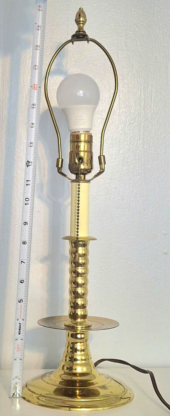 VTG Williamsburg Restoration Solid Brass Candlestick Accent Lamp CW16-13 VTG Williamsburg Restoration Solid Brass Candlestick Accent Lamp CW16-13