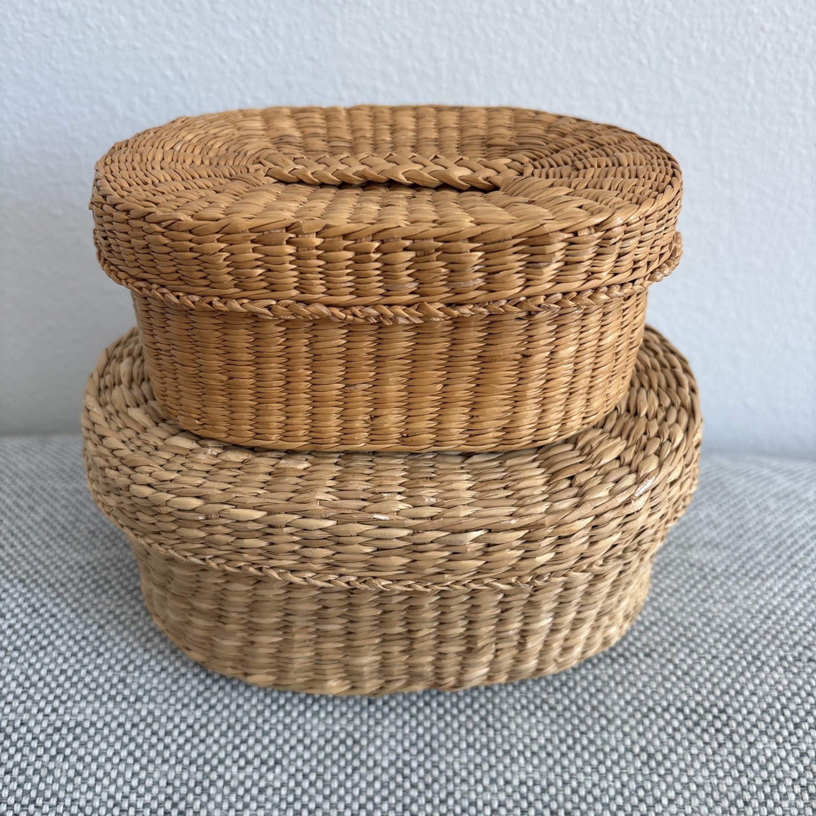 Vintage Fine Woven Lidded Nesting Baskets Set Of 2 Vintage Fine Woven Lidded Nesting Baskets Set Of 2