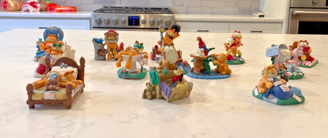 Set of 12 Vintage Danbury Mint Garfield Figurines Jim Davis Set of 12 Vintage Danbury Mint Garfield Figurines Jim Davis