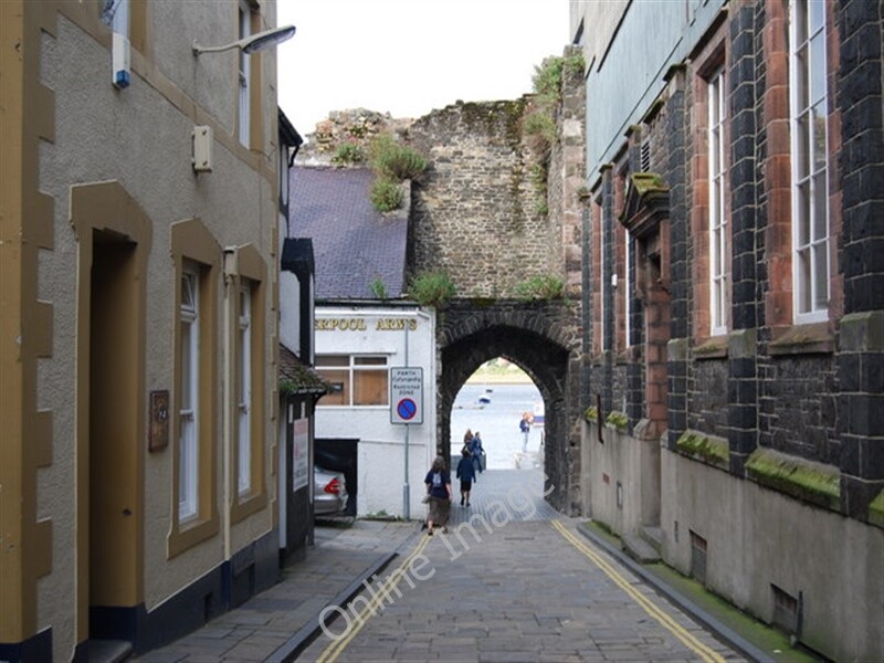 Photo 6x4 Lower Gate, Conwy This gate leads to the waterfront. c2009 Photo 6x4 Lower Gate, Conwy This gate leads to the waterfront. c2009