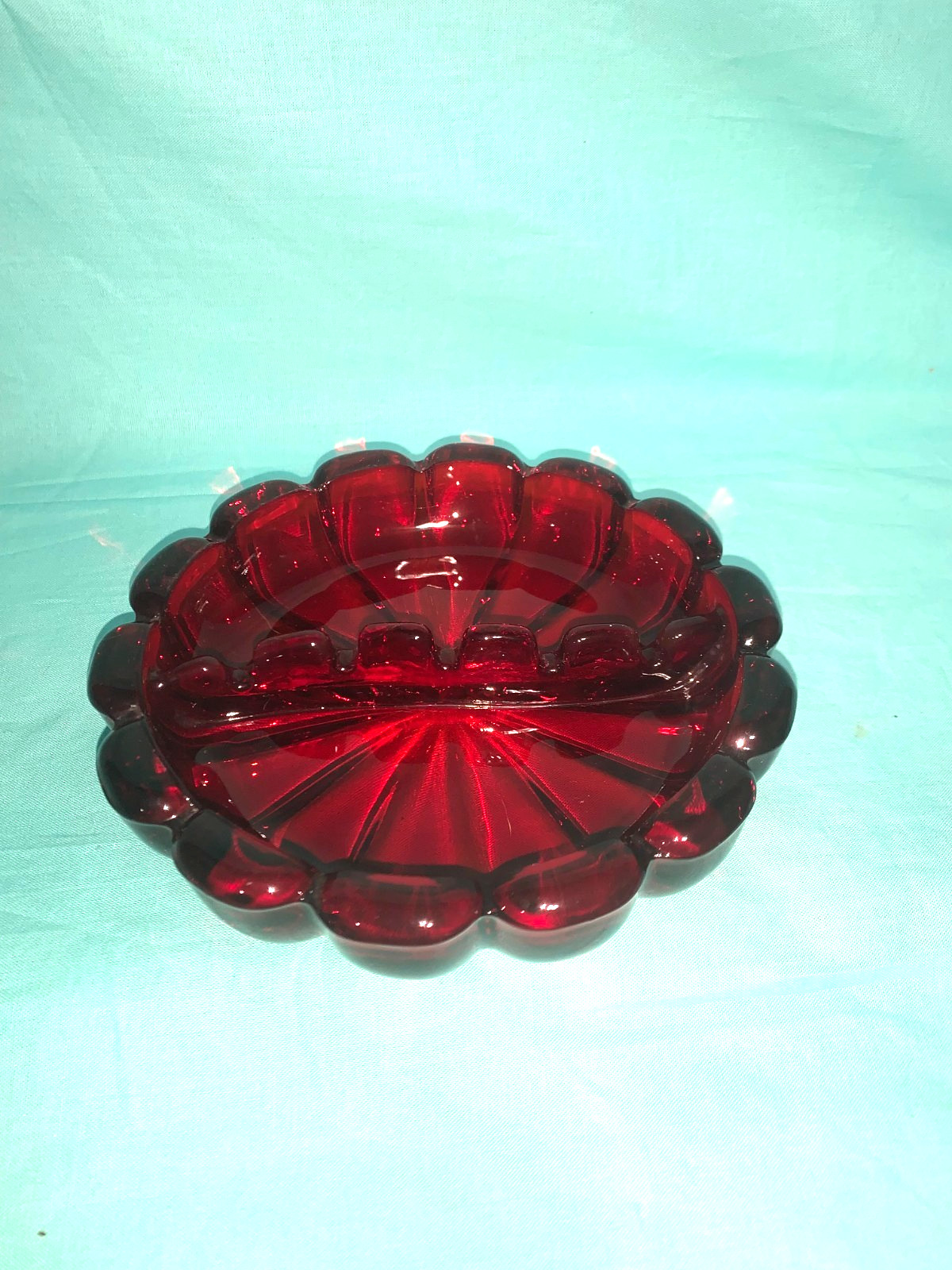 Viking Vibrant Red Starburst Glass Ashtray 8” Round Dish 1960's Vintage, ANTQ, Viking Vibrant Red Starburst Glass Ashtray 8” Round Dish 1960's Vintage, ANTQ,